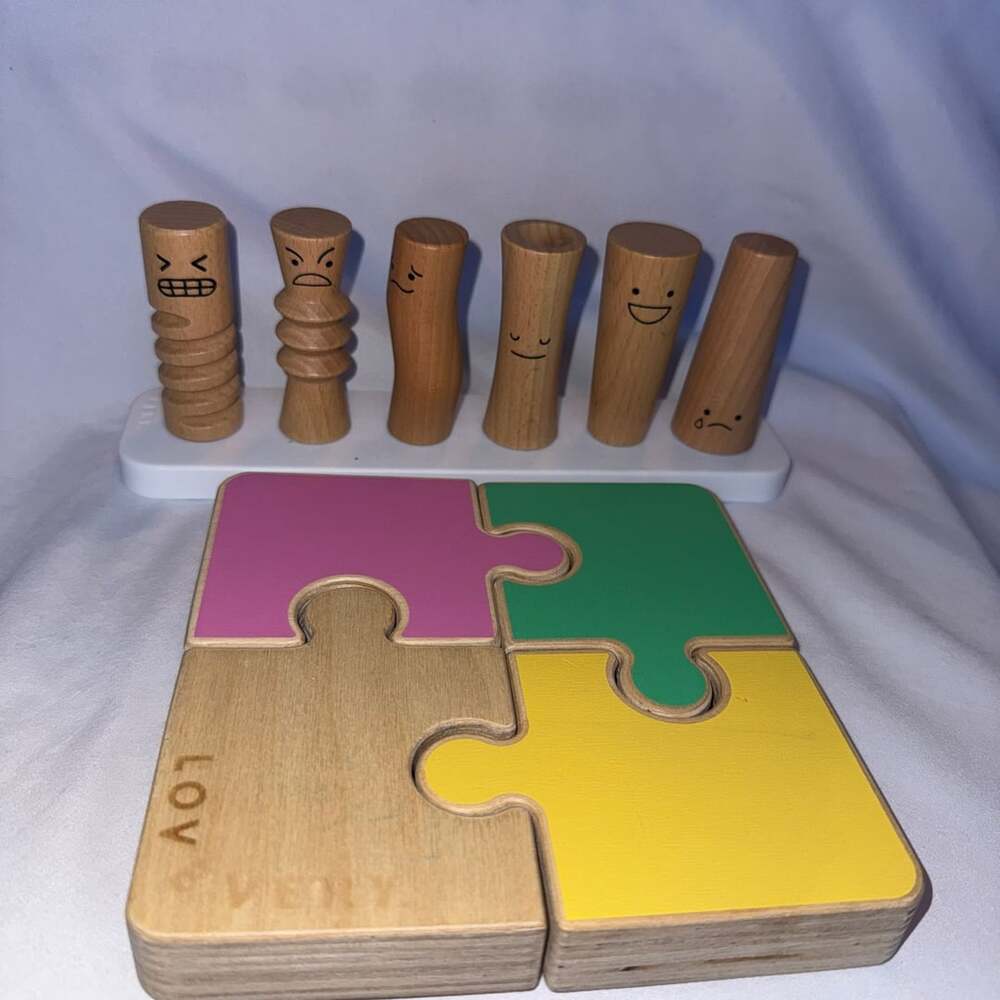 Lovevery The Companion Play Kit Chunky Wooden Jigsaw Puzzle and Emotion Pegs